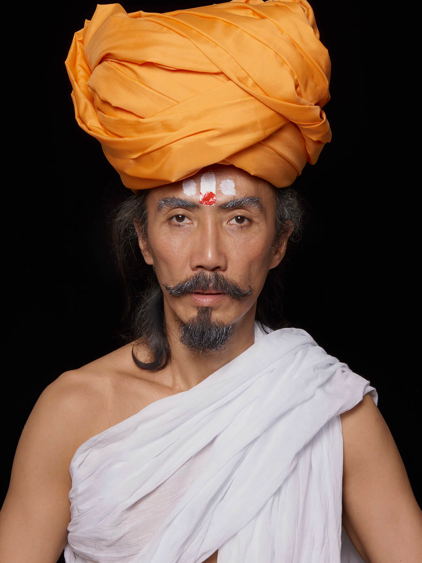 14 Jan 2018 Derong is styled as a stereotypical "indian spiritual guru"